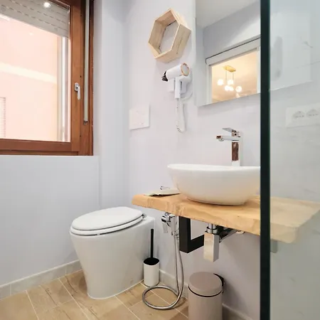 Accogliente Con Bagno Parcheggio Gratuito E Piscina Metro A 2 Min *
